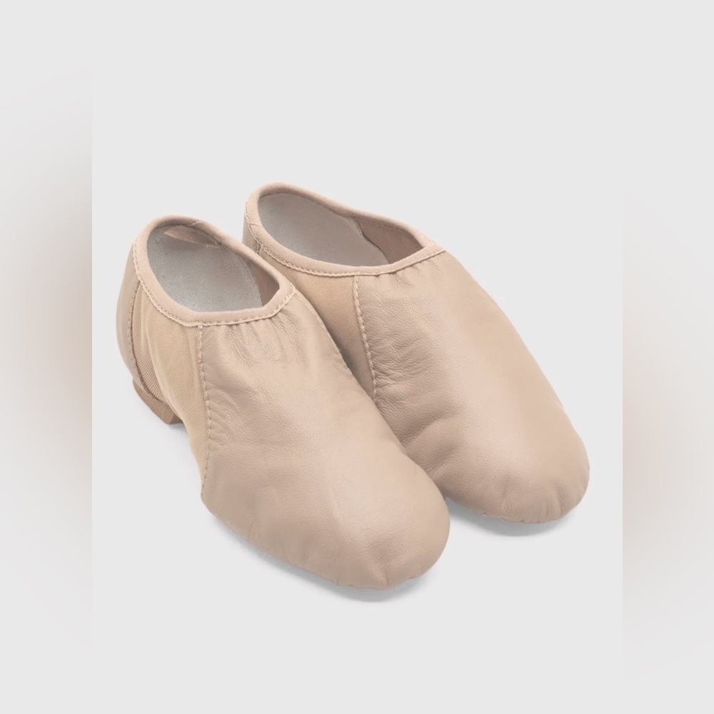 EUC Size 10 Childrens Neo-Flex Slip On Leather Jazz
Shoes